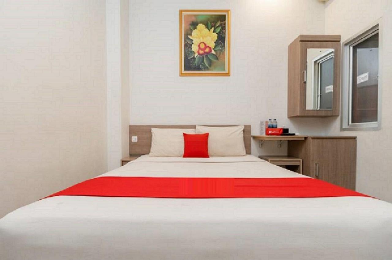 Hotel Domino Palembang Buitenkant foto