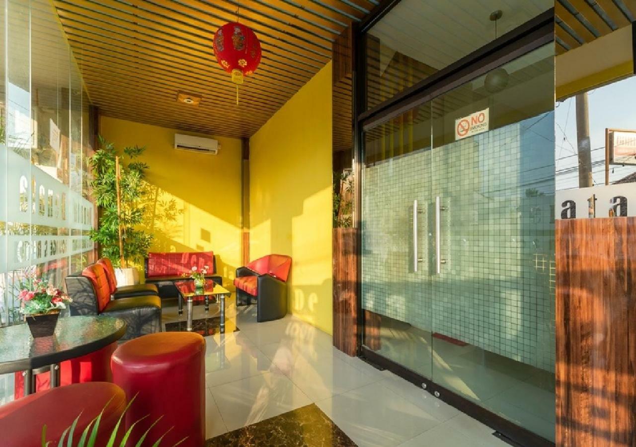 Hotel Domino Palembang Buitenkant foto